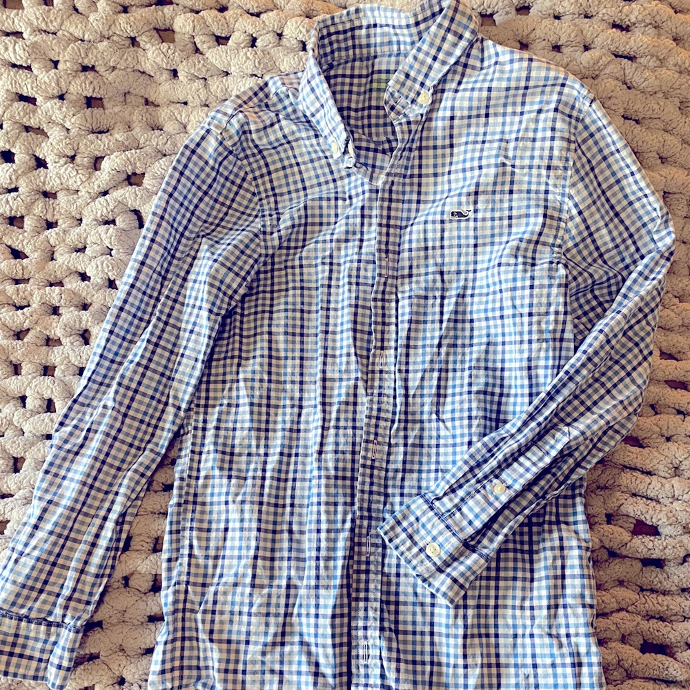 Vineyard vines, blue checkered patter, button up dress shirt